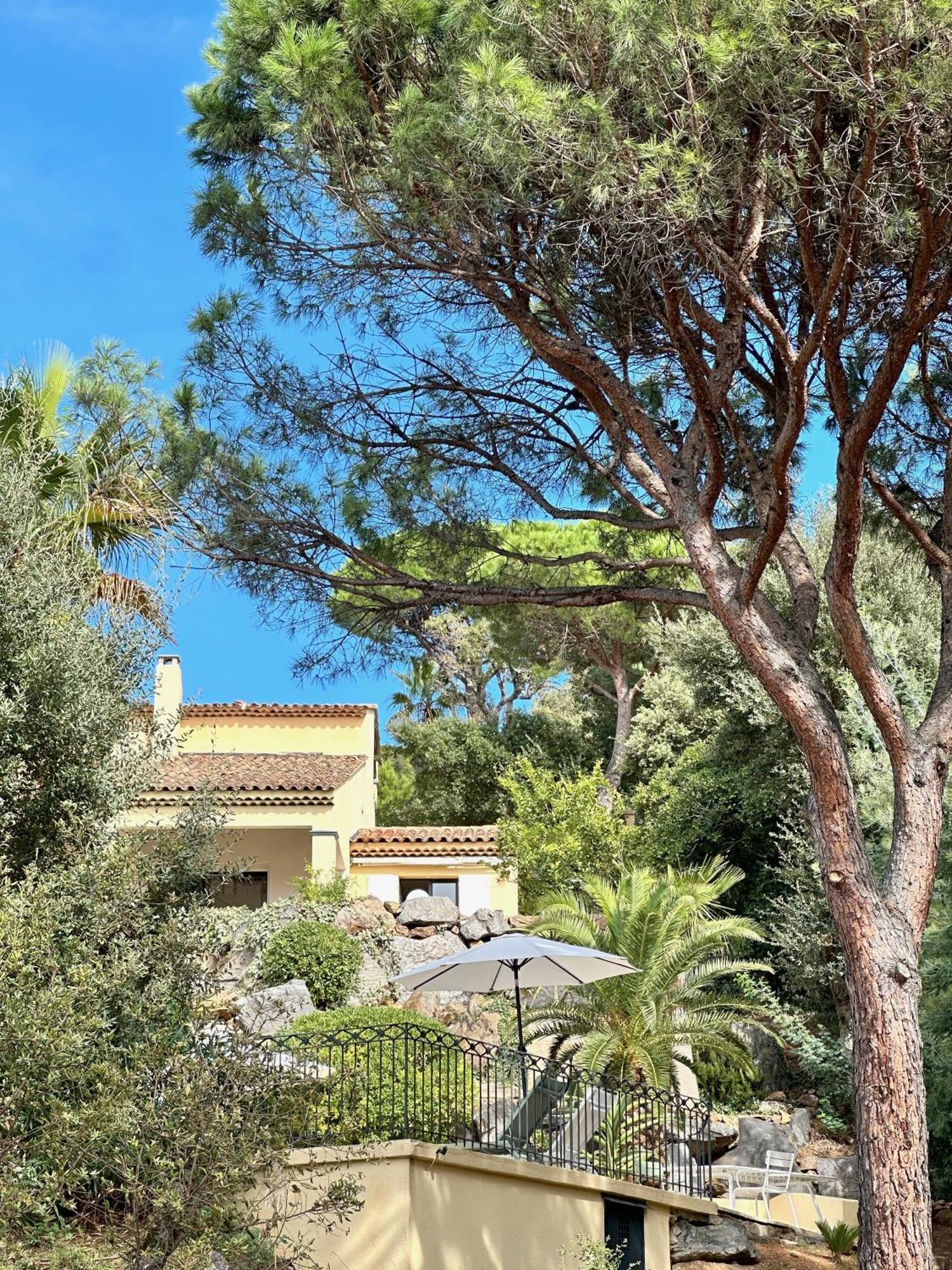 Villa Boca A Gigaro - Avec Vue Et Piscine Chauffee La Croix-Valmer Exterior foto